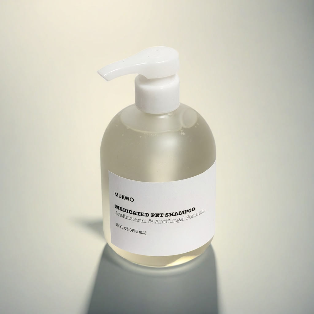 MUKWO Medicated Pet Shampoo — Antibacterial & Antifungal Formula, 16 FL OZ